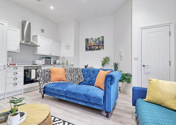 Chelmsford City Central Ground Floor Apartment Next To Town Centre