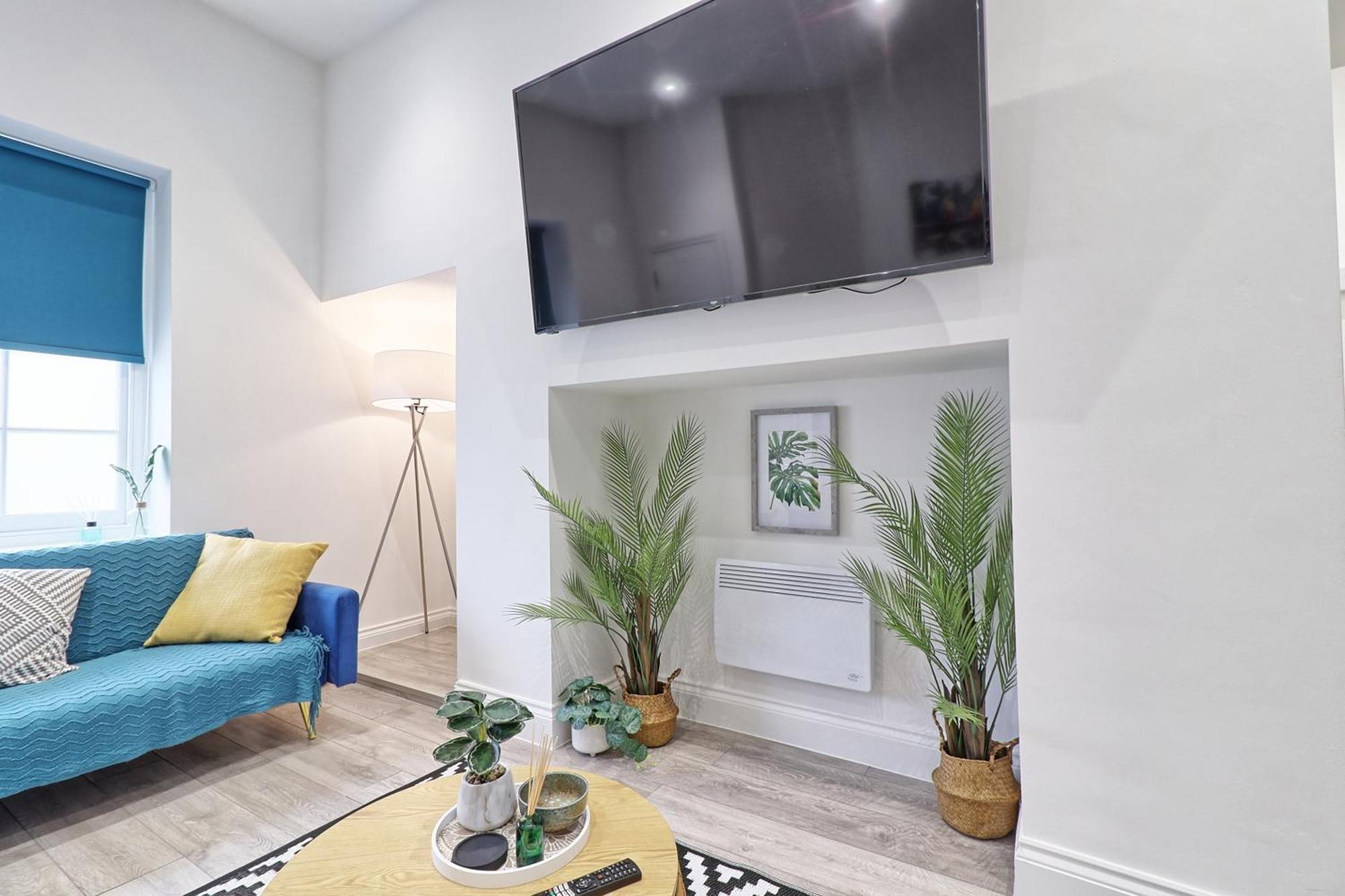 Apartment Ground Floor Next To Town Centre *